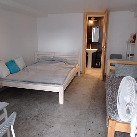 Apartment Hotels Parking Akaciju1 Wilno Zewnętrze zdjęcie